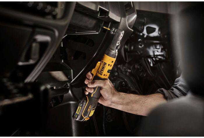 Гайкокрут кутовий - ключ-храповик акумуляторний безщітковий DeWALT DCF500L2G