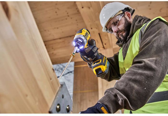 Шурупокрут ударний акумуляторний безщітковий DeWALT DCF860E2T