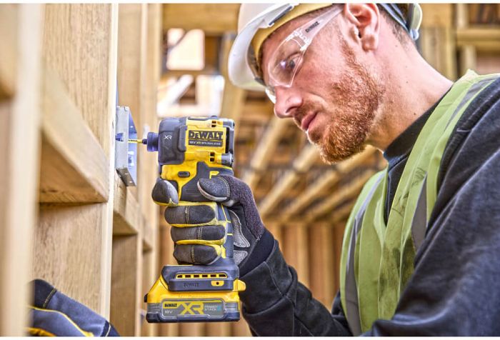 Шурупокрут ударний гідравлічний акумуляторний безщітковий DeWALT DCF870N