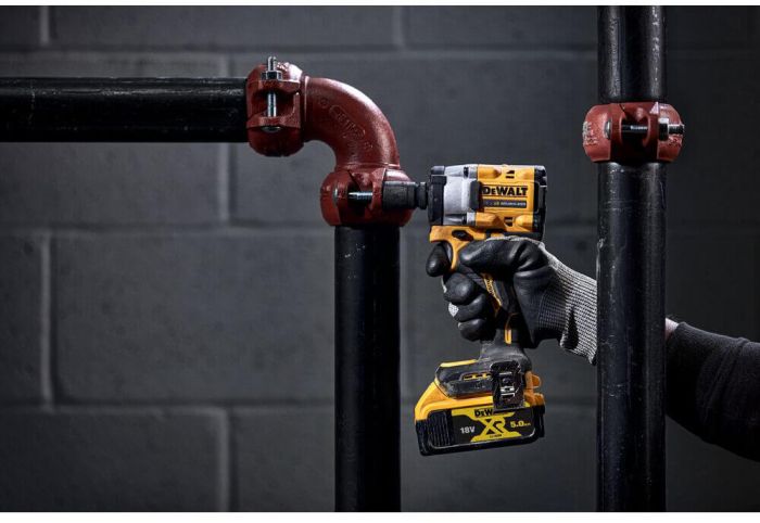Гайкокрут ударний акумуляторний безщітковий DeWALT DCF922P2T