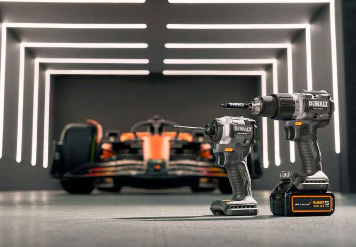 Набір з двох інструментів акумуляторних безщіткових McLaren F1 TEAM LIMITED EDITION DeWALT DCK200MP2T