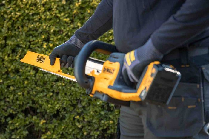 Кущоріз акумуляторний DeWALT DCMHT562P1