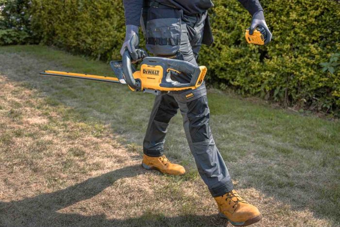 Кущоріз акумуляторний DeWALT DCMHT564N