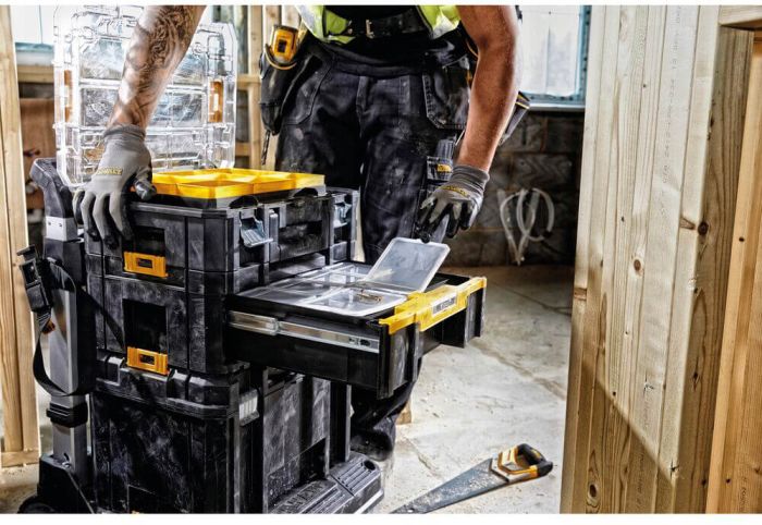 Ящик інструментальний TSTAK DeWALT DWST1-70705