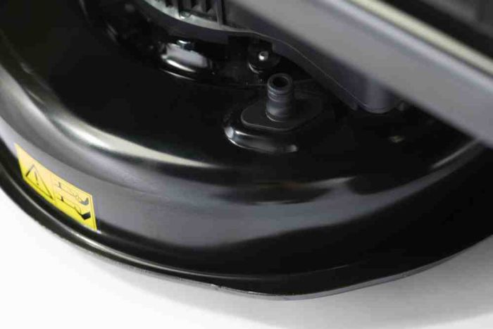 Трактор садовий акумуляторний STIGA Estate384e