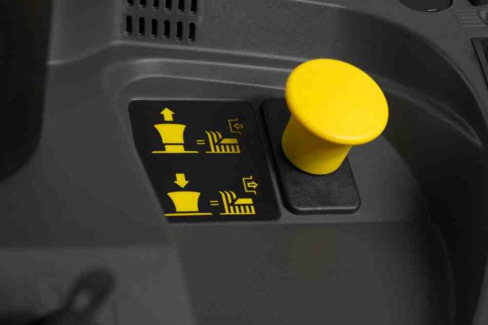 Трактор садовий бензиновий STIGA Estate7102w_Special