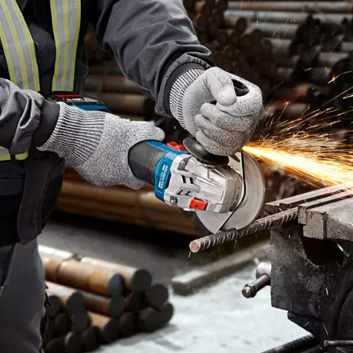 Акумуляторна кутова шліфувальна машина Bosch GWS 18V-8 Professional, 1 акб GBA 18V 4.0Ah та з/п GAL 18V-40, у кейсі