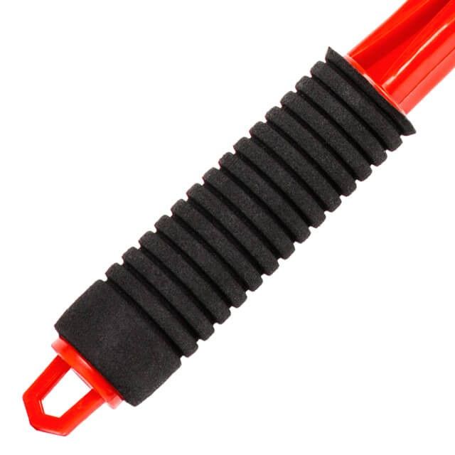 Щетка со скребком 45 см INTERTOOL AT-0112