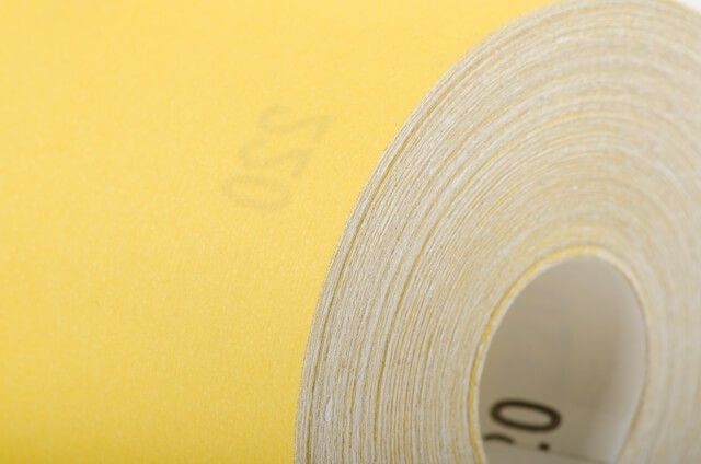 Шлифовальная шкурка на бумажной основе К220, 115 мм * 50 м INTERTOOL BT-0824