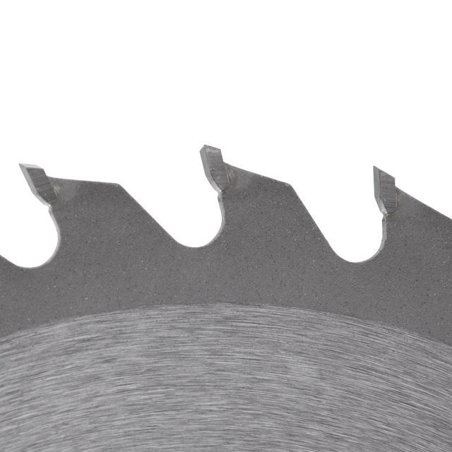 Диск пильный по дереву с твердосплавными напайками 160*20*1.5 мм, 30 зубьев INTERTOOL CT-3016