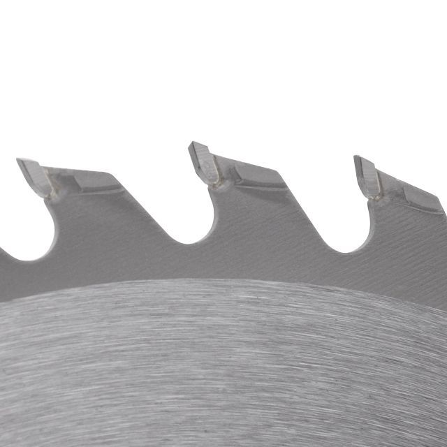 Диск пильный по дереву с твердосплавными напайками 250*30*1.7 мм, 40 зубьев INTERTOOL CT-3051