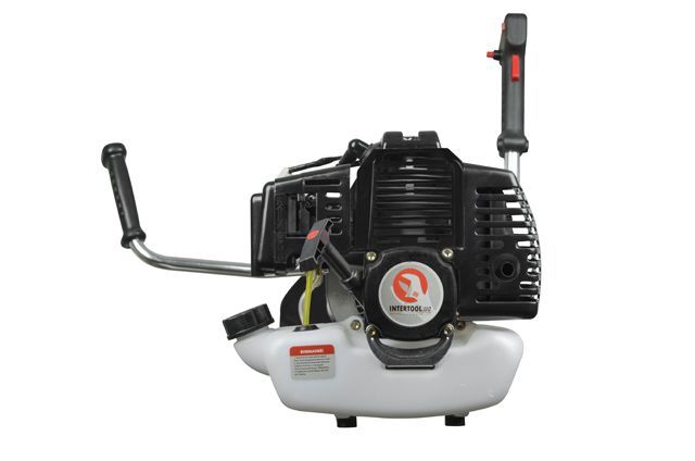 Мотокоса 1.7 кВт, 43 см³, катушка, 3-х лопастной нож, плечевой ремень ( комплект из двух частей вал + двигатель) INTERTOOL DT-2231