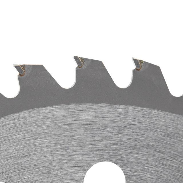 Нож для мотокосы/триммера с твердосплавными напайками ø255, 40T, волнообразный INTERTOOL DT-2352