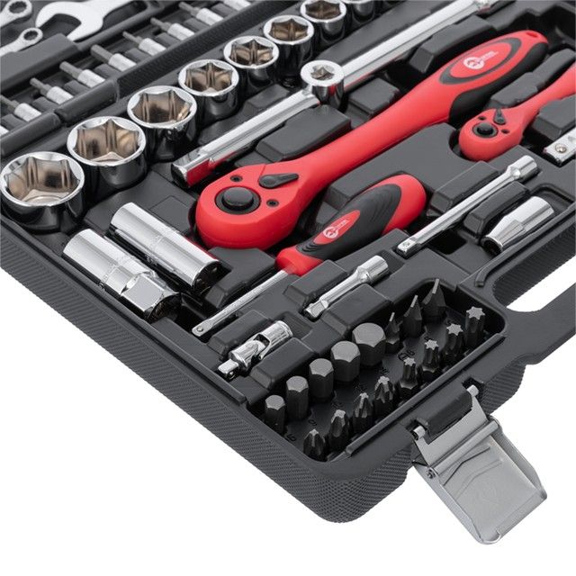 Профессиональный набор инструментов 1/2" & 1/4", 82 ед. INTERTOOL ET-6082