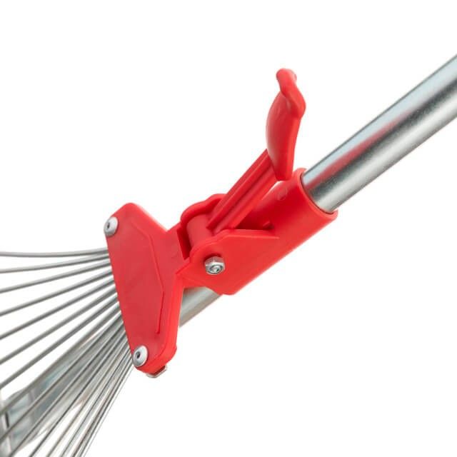 Грабли веерные 15 прутьев, металлическая рукоятка, регулировка ширины 20-65 см INTERTOOL FT-3008