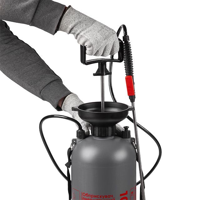 Опрыскиватель пневматический ручной 10 л INTERTOOL FT-9007