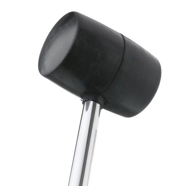 Киянка резиновая 900 г, черная резина, метал. ручка INTERTOOL HT-0233