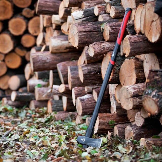 Колун кованый 2500 г, ручка из фибергласса INTERTOOL HT-0273