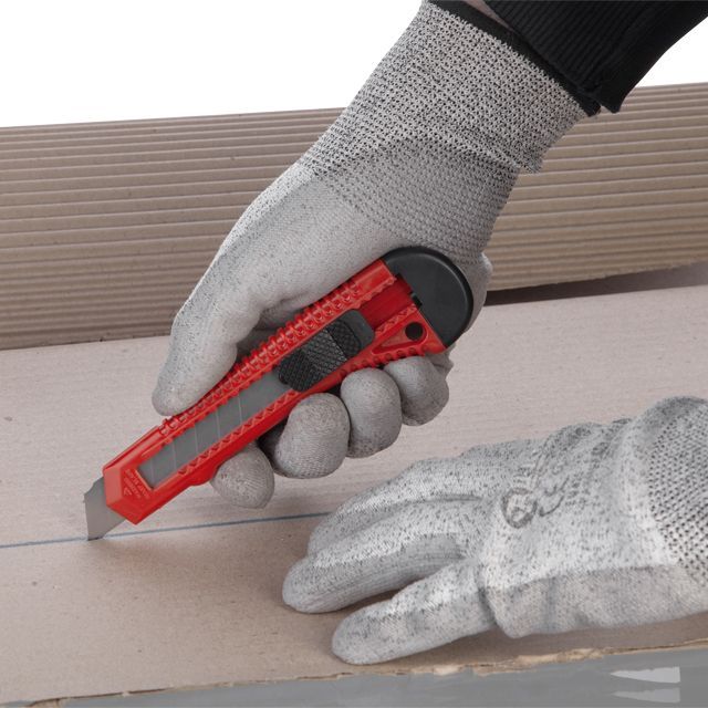 Нож сегментный 18 мм INTERTOOL HT-0500