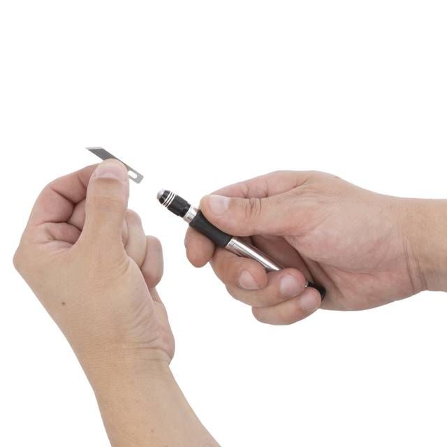 Набор скальпелей с держателем 14 ед. INTERTOOL HT-0524