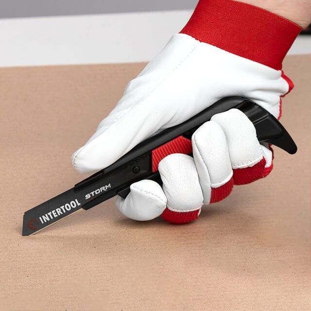 Нож сегментный 18 мм, для линолеума, металлическая направляющая, STORM INTERTOOL HT-0538