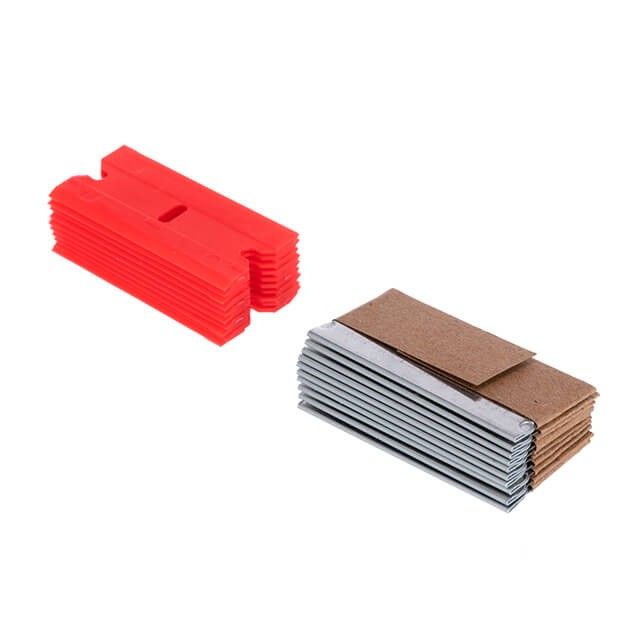 Нож-скребок с комплектом лезвий для чистки стекла и работы с самоклеющимися пленками INTERTOOL HT-0559