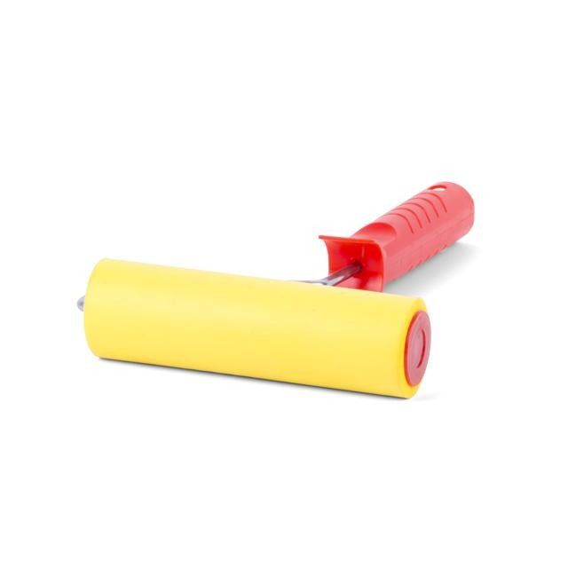 Валик прижимной обойный 40*150 мм INTERTOOL KT-0017