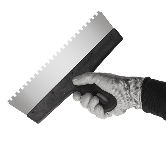 Шпатель из нержавеющей стали 300 мм, зубья 6*6 мм INTERTOOL KT-2306