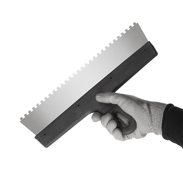 Шпатель из нержавеющей стали 350 мм, зубья 6*6 мм INTERTOOL KT-2356