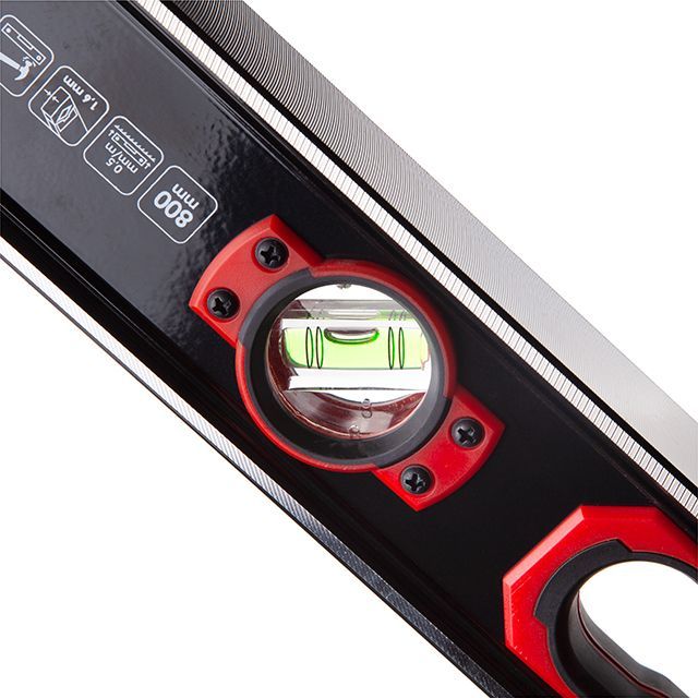 Уровень строительный усиленный 800 мм INTERTOOL MT-1508