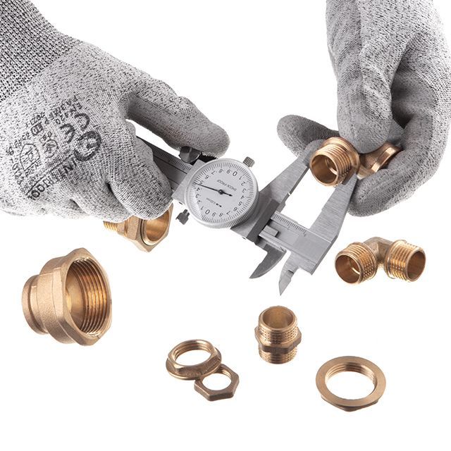 Штангенциркуль цифровой 150 мм INTERTOOL MT-3005