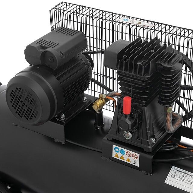 Компрессор 100 л, 1.8 кВт, 220 В, 10 атм, 250 л/мин INTERTOOL PT-0012