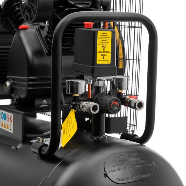 Компрессор 100 л, 3 кВт, 380 В, 10 атм, 500 л/мин, 2 цилиндра INTERTOOL PT-0013