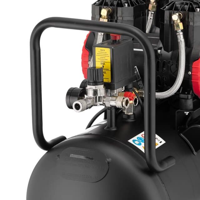 Компрессор 50 л, 2x1.1кВт, 220В, 8атм, 400 л/мин, 2800 об/мин, безмасляный, 4 цилиндра INTERTOOL PT-0030