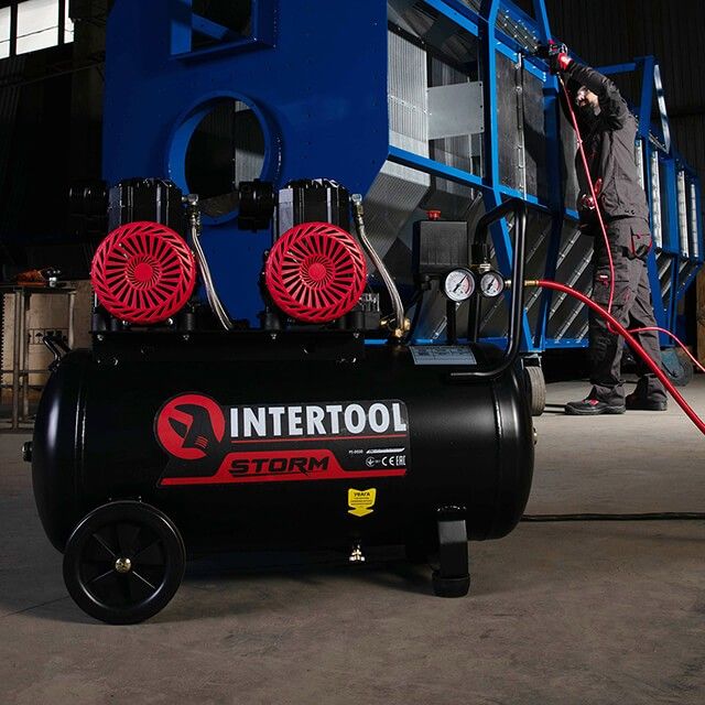 Компрессор 50 л, 2x1.1кВт, 220В, 8атм, 400 л/мин, 2800 об/мин, безмасляный, 4 цилиндра INTERTOOL PT-0030