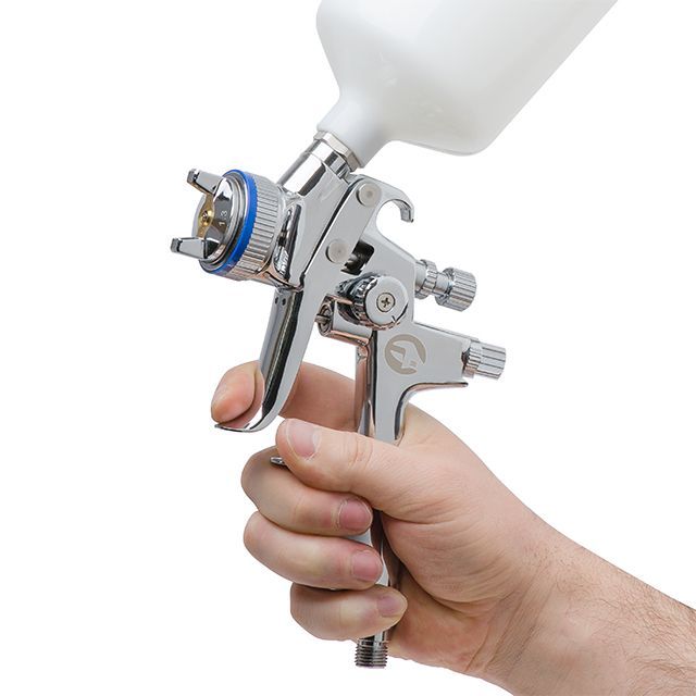 Краскопульт пневматический HVLP II профессиональный, форсунка 1,3 мм, верхний пластиковый бачок 600 мл, 2 бар INTERTOOL PT-0105