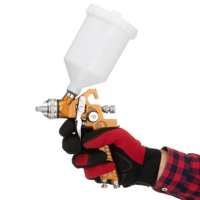 Краскопульт пневматический HVLP, форсунка 1,5 мм, верхний пластиковый бачок 600 мл, 3 бар INTERTOOL PT-0110