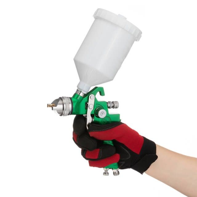 Краскопульт пневматический HVLP, форсунка 2,0 мм, верхний пластиковый бачок 600 мл, 3 бар INTERTOOL PT-0120