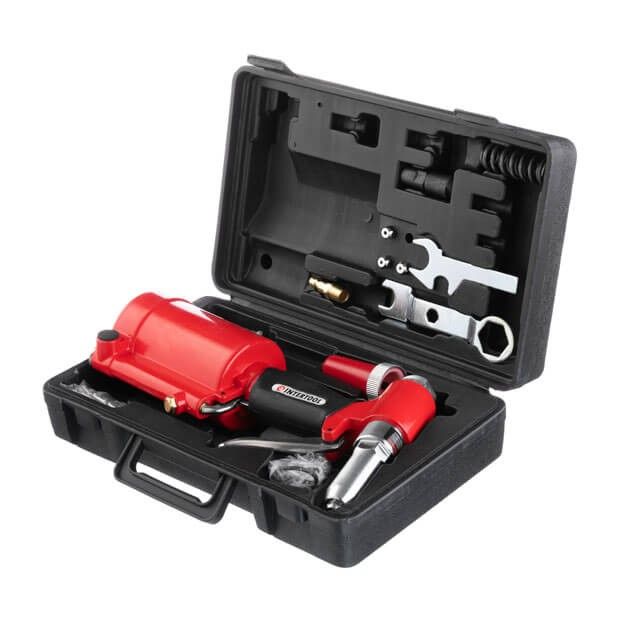 Пистолет заклепочный пневматический в чемодане с аксессуарами INTERTOOL PT-1304