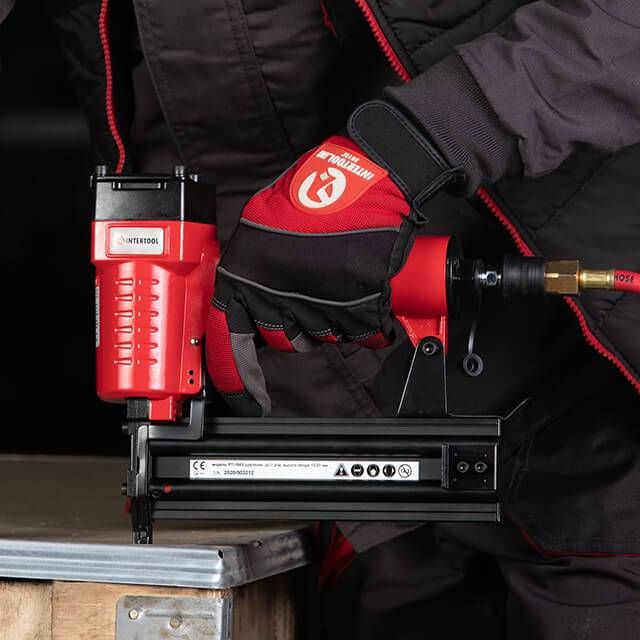 Степлер пневматический под гвозди INTERTOOL PT-1603