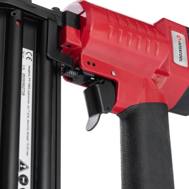 Степлер пневматический под гвозди INTERTOOL PT-1603