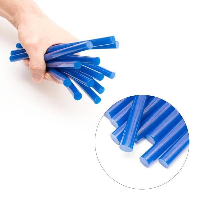 Комплект голубых клеевых стержней 11.2*200 мм, 12 ед. INTERTOOL RT-1053