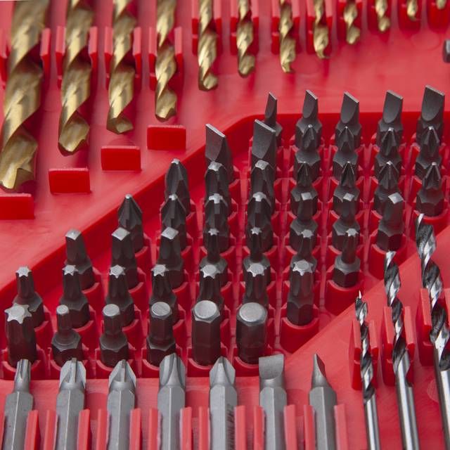 Набор сверл, дюбелей и бит 300шт INTERTOOL SD-0051