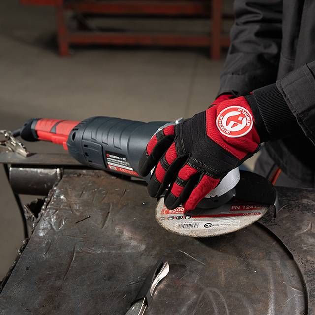 Перчатка Microfiber с черными вставками спандекса на ладони, утолщенное неопреном, 10" INTERTOOL SP-0143