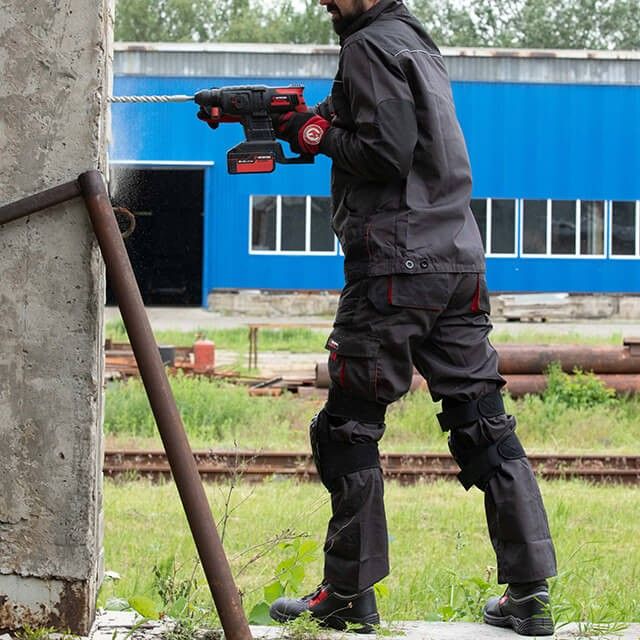 Брюки рабочие 80% полиэстер, 20% хлопок, плотность 260 г/м², L INTERTOOL SP-3013