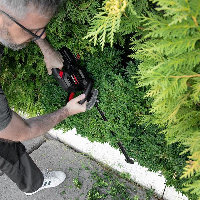 Кущоріз акумуляторний 20 В, 2000 об/хв, довжина шини 500 мм, діаметр зрізу 18 мм, леза 65 mn, без ЗУ та АКБ, STORM INTERTOOL WT-9115