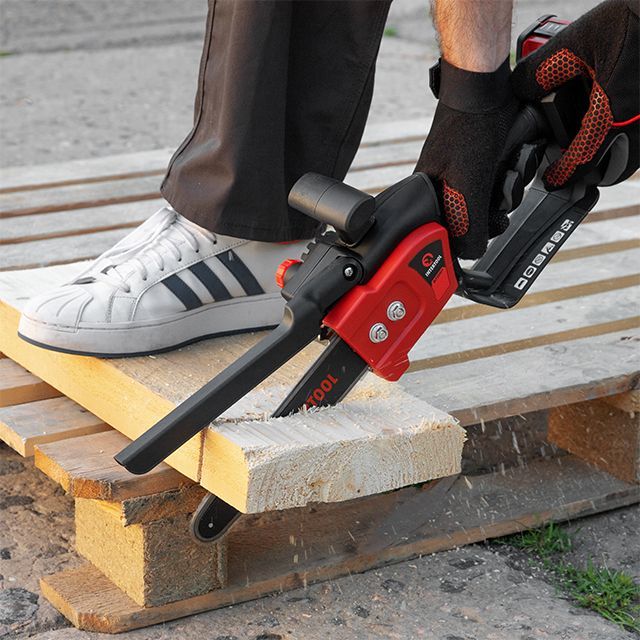 Міні-пилка ланцюгова акумуляторна з безщітковим двигуном 20 В, шина 20 см, 7.5 м/с, без ЗУ та АКБ, STORM INTERTOOL WT-9210