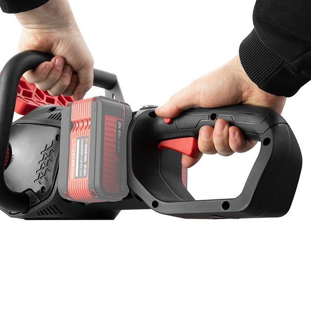 Пила ланцюгова акумуляторна з безщітковим двигуном 40 В (2х20 В), шина 35 см, SDS-система натяжки ланцюга, без ЗУ та АКБ INTERTOOL WT-9211