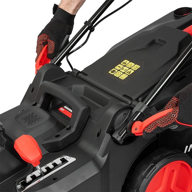 Газонокосилка аккумуляторная с бесщеточным двигателем 40 В (2х20В), 3500об/мин, ширина захвата 370 мм, высота среза 25-75мм, контейнер 40л, без ЗУ АКБ INTERTOOL WT-9216