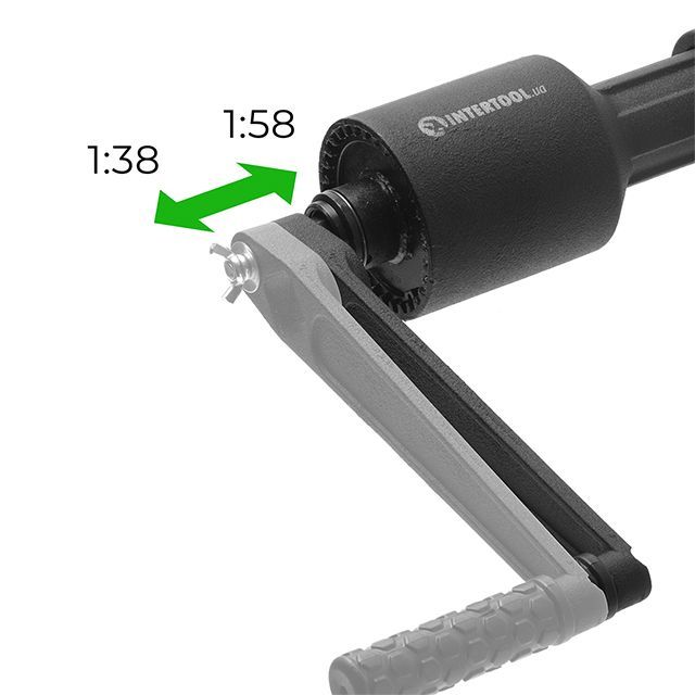 Ключ баллонный роторный для груз. авто 380 мм, двухскоростной, макc. 3800 Нм, головки 32, 33 мм, пласт. кейс INTERTOOL XT-0006